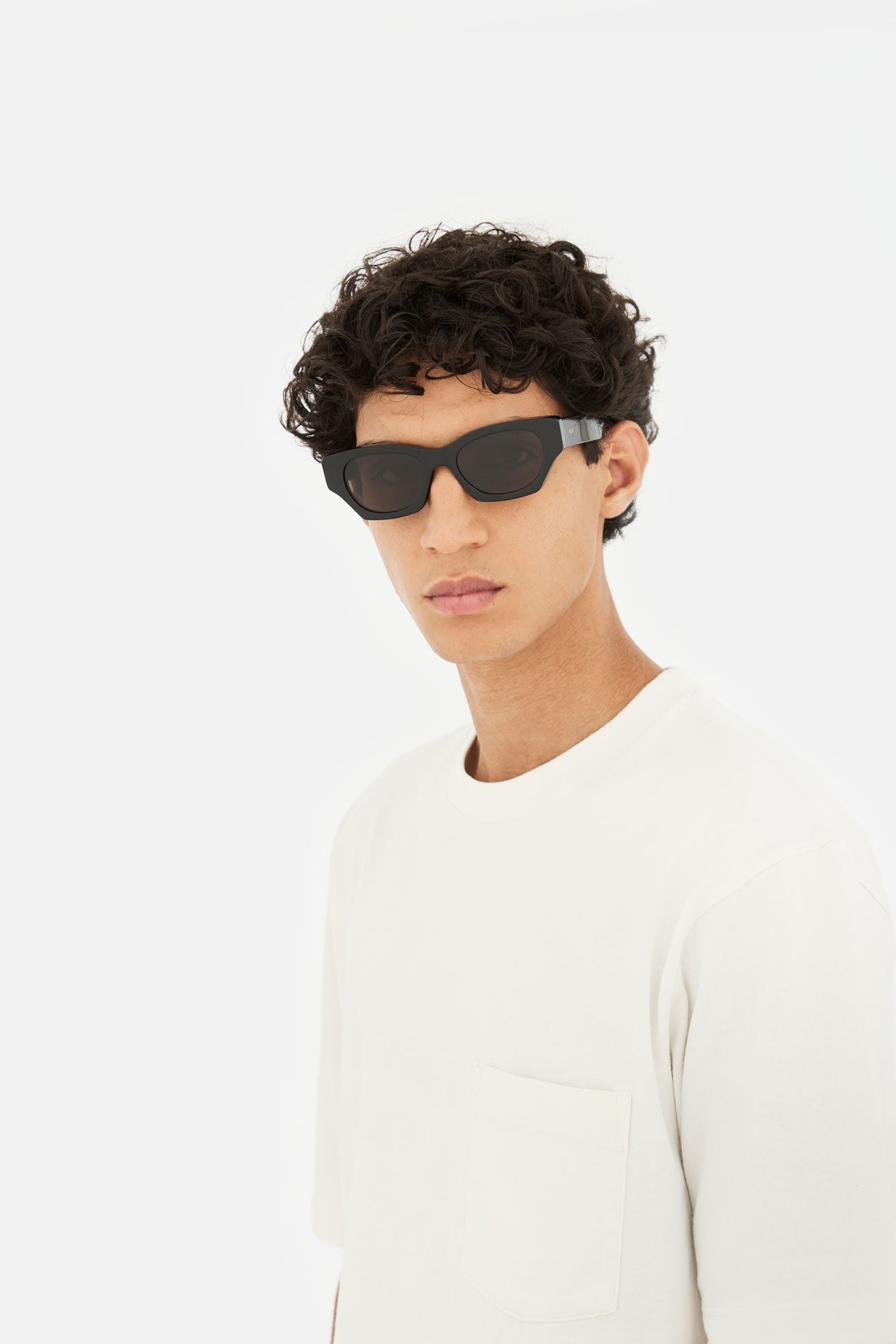 TONO BLACK