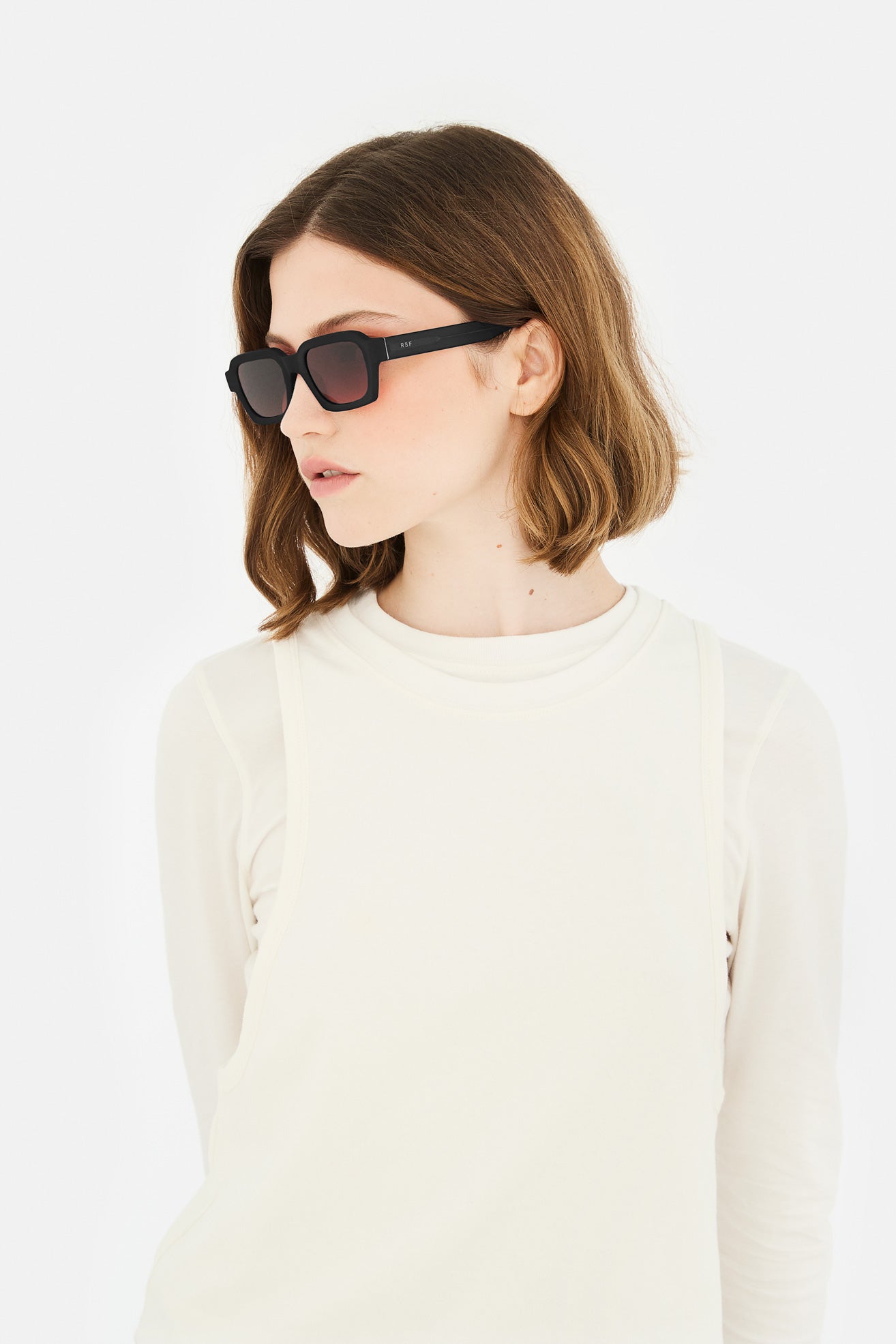 CARO BLACK MATTE/RED