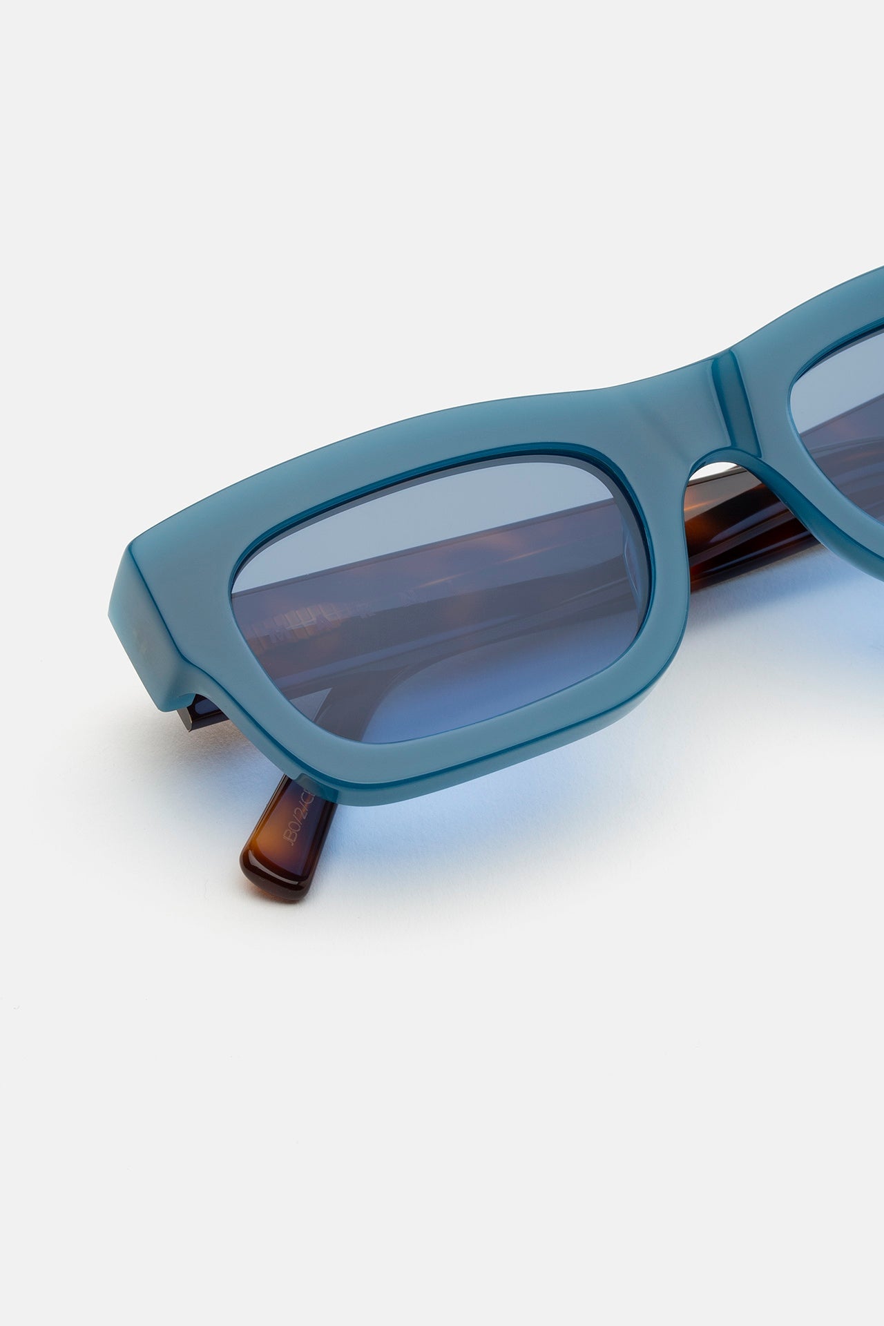 Kawasan Falls Blue Havana