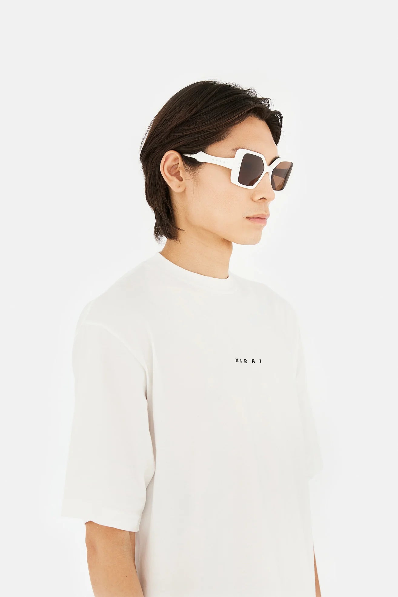 Nimrela White