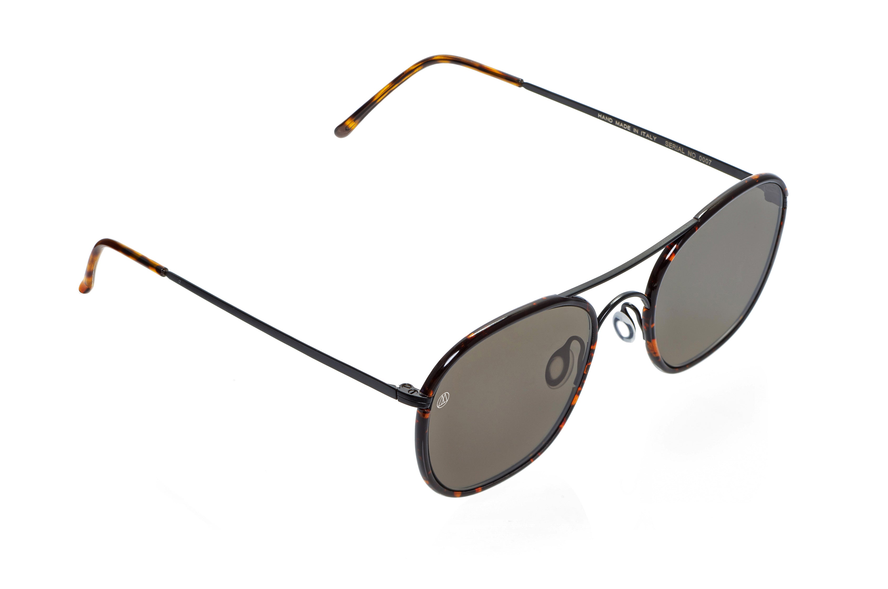 U37  8M2P/BK (Black+Havana)