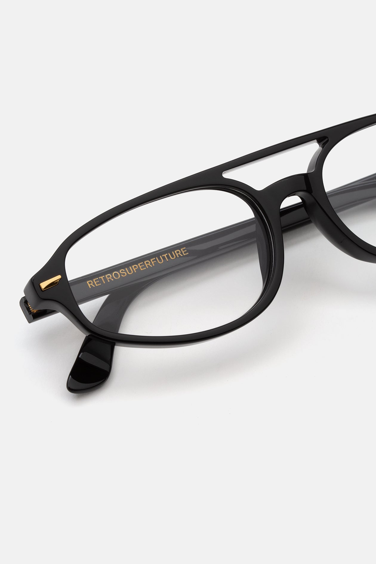 Numero 153 Black