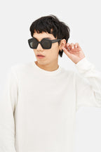 Laughing Waters Black